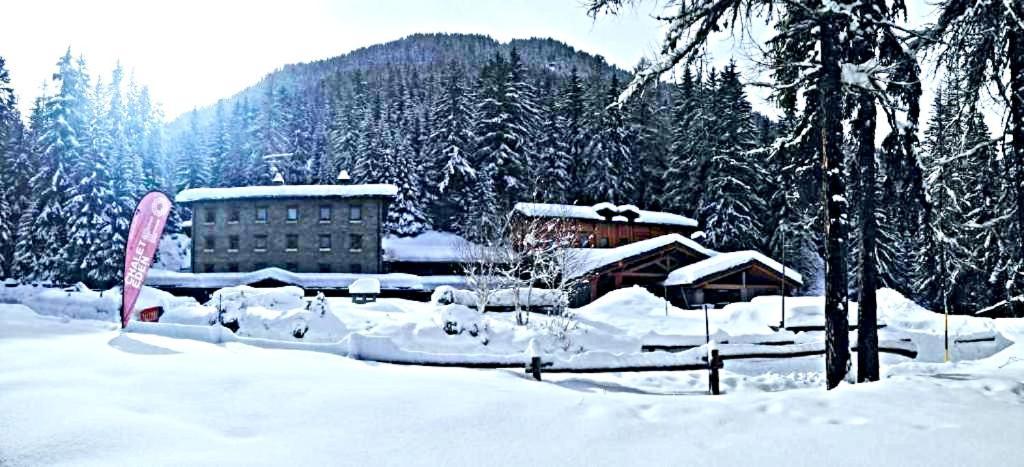 Chalet Eden Eco Hotel, Restaurant & Wellness La Thuile Exterior photo